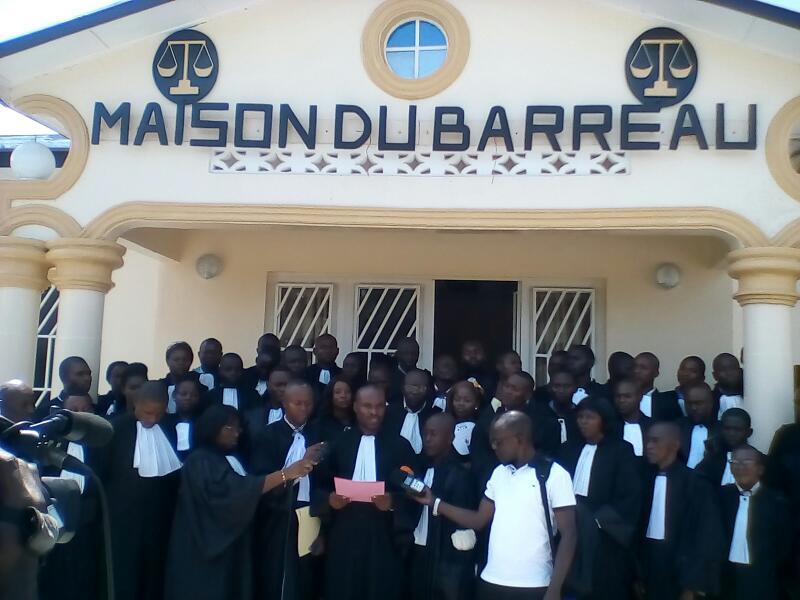 RDC- Kasaï central : Les avocats sèchent le chemin de la cour