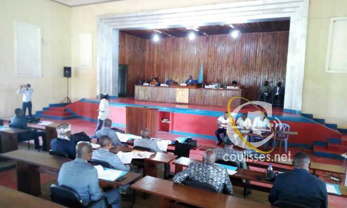 Kasaï oriental : Interpellé à l’Assemblée provinciale, le ministre Mubengayi convainc