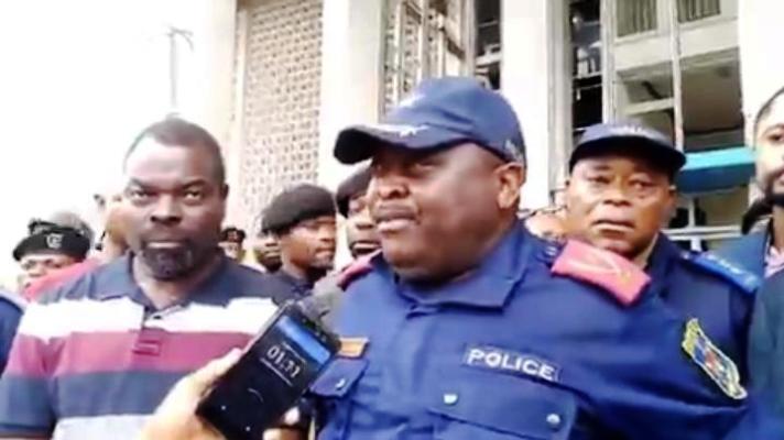 RDC-UNIKIN:  » tout celui que nous trouverons ici ne sera pas considéré  comme un étudiant mais comme un délinquant », Sylvano  Kasongo
