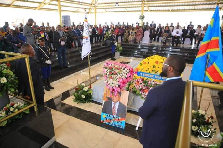 RDC: Felix Tshisekedi présent à la messe en mémoire d’Étienne Tshisekedi