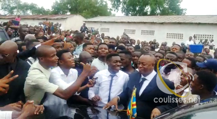 Kasaï oriental : J.Maweja visite le campus de l’université de Mbujimayi sur imposition des étudiants