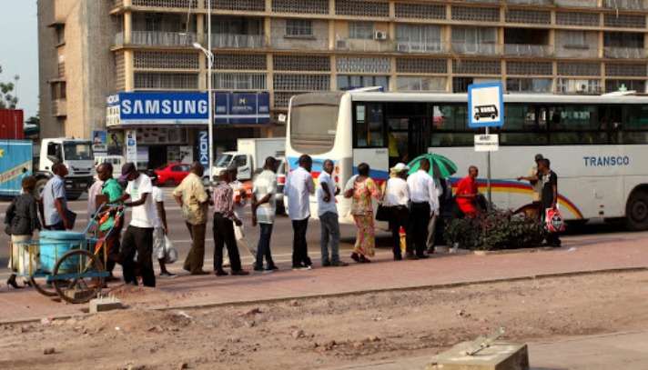 RDC-Covid19 : Le Gouvernement limite le nombre de personnes à 20 dans le bus de Transco