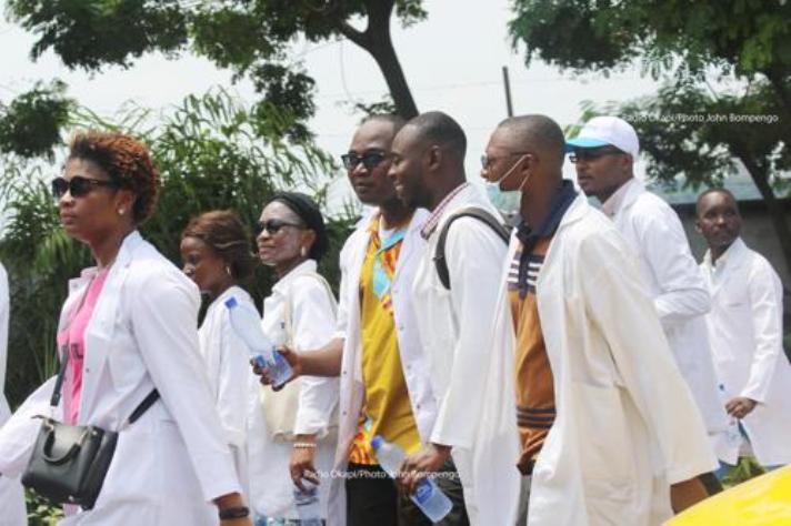 RDC : Les médecins impayés en colère, décrètent une journée hôpitaux sans médecins ce mercredi