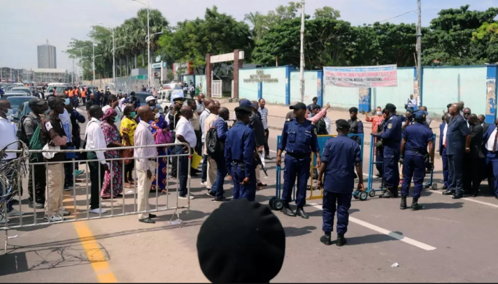 Kasaï oriental : Soixante policiers déployés à Tshijiba pour remettre la paix