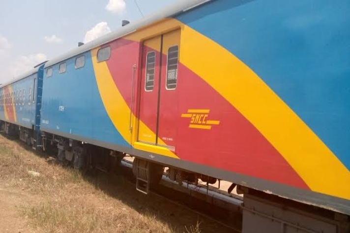 RDC-Haut-Katanga : Gabriel Kyungu inaugure le train « New Express diamant Béton »