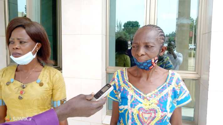 Kasaï oriental : L’épouse de l’ancien gouverneur remercie  J. Maweja pour les travaux anti-érosifs sur Mbuyi Mulomba