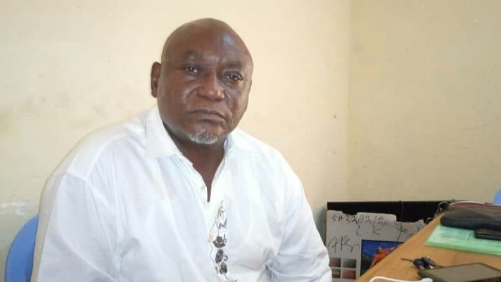 Kasaï oriental : Bavon Mbuyi condamne la visite de l’abbé Pierre Kabamba au polygone Miba
