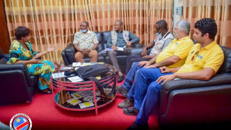 Kasaï oriental : DGC chez Jeannette Longa pour l&rsquo;état des lieux des  travaux sur les avenues Gasop et Oleko