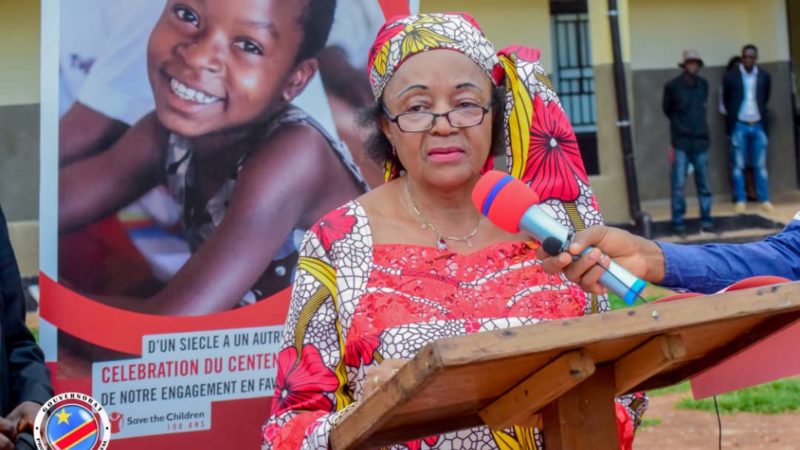 Kasaï oriental Jeannette Longa a inauguré le centre de santé Lac Lomba