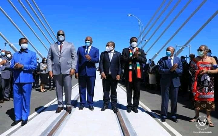 RDC- Zambie : Tshisekedi présent à l&rsquo;inauguration d’un pont ferroviaire et routier sur le fleuve Zambèze
