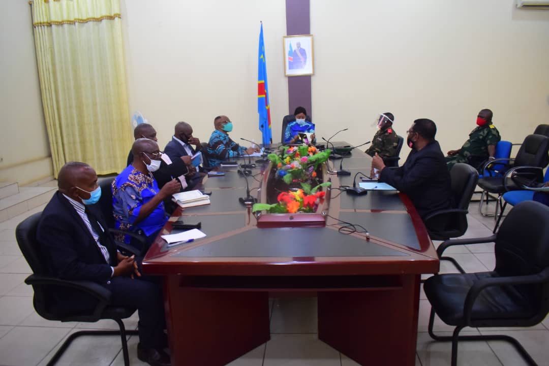Kasaï oriental : Meurtre à l’ITSM Mbujimayi, Jeannette Longa convoque le conseil de sécurité