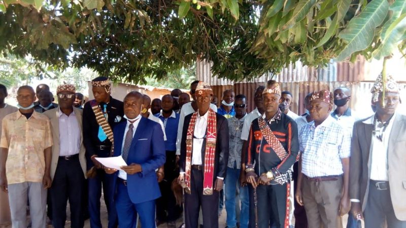 Kasaï oriental : La communauté Bakwanga Bakwa Nyanguila présente à Tshisekedi le candidat gouverneur   François-Xavier Kabala