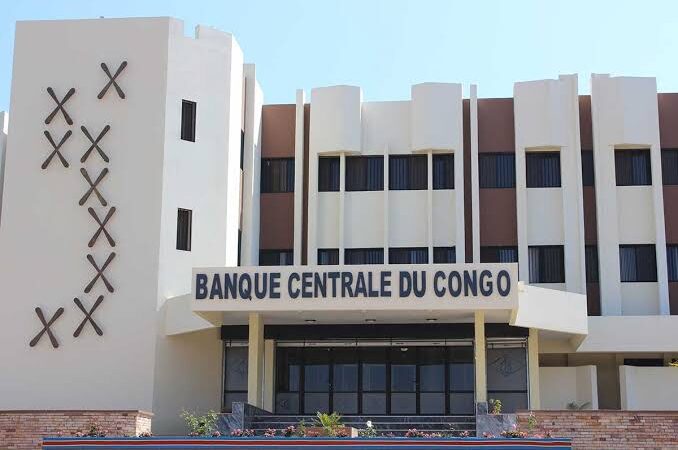RDC: Tshisekedi se plie aux exigences du FMI et nomme trois nouveaux membres du conseil de la BCC