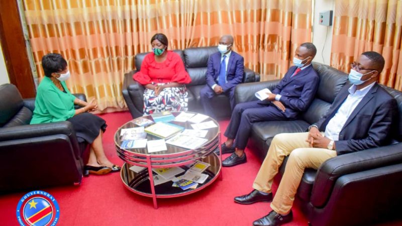 Kasaï oriental : Jeannette Longa appelle le nouveau comité de gestion de l&rsquo;ISTM Mbujimayi à la discipline