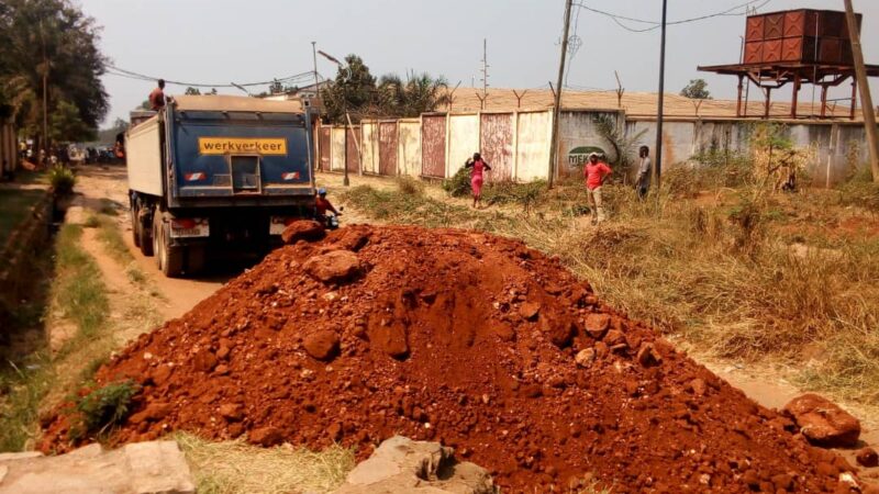 Kasaï oriental : Les travaux du projet TSHILEJELU ont débuté sur l’avenue Lumumba