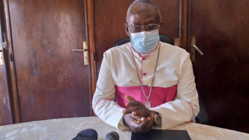 Kasaï oriental : La colère de l’évêque diocésain de Mbujimayi contre le vol des objets sacrés dans quelques paroisses catholiques