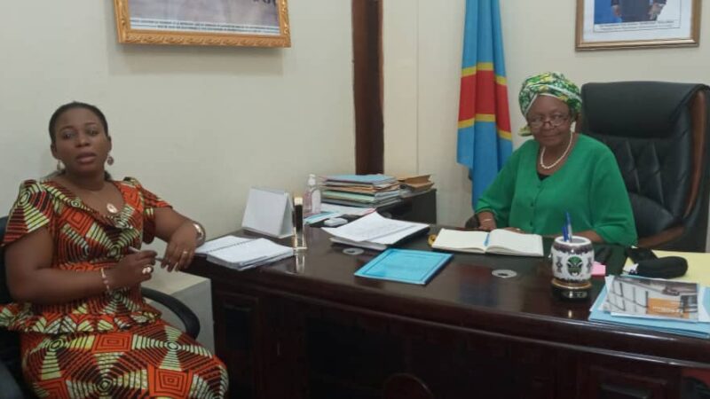 Kasaï oriental : Tête-à-tête Nadine Mangabu- Jeannette Longa sur l’accueil du président Tshisekedi