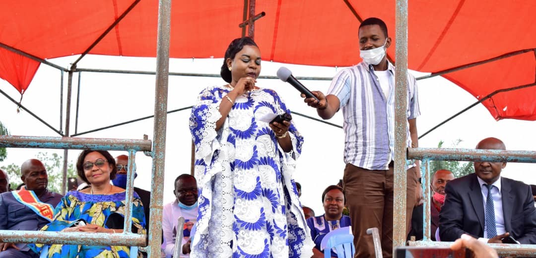 Kasaï Oriental : A Kabeya Kamwanga, Nana Manuanina lance l’appel à la cohésion et l’unité nationale