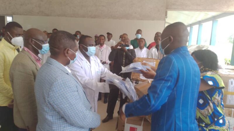 Kasaï oriental : remise des médicaments et  équipements de protection individuelle à l’hôpital Dipumba et au centre de traitement de Covid19