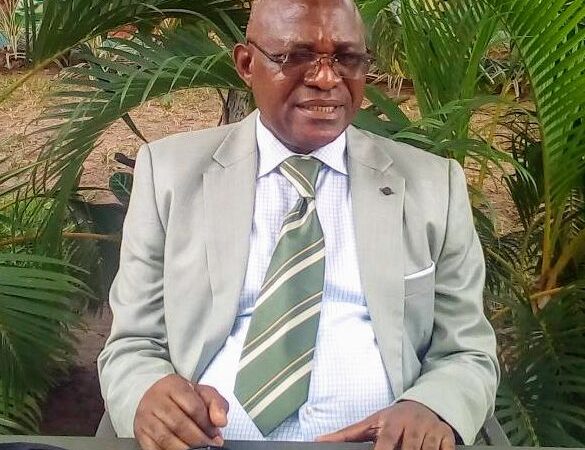 Kasai oriental : Richard Bondo Tshimbombo accuse le bureau de l’Assemblée provinciale de bloquer la justice de poursuivre Alidor Numbi