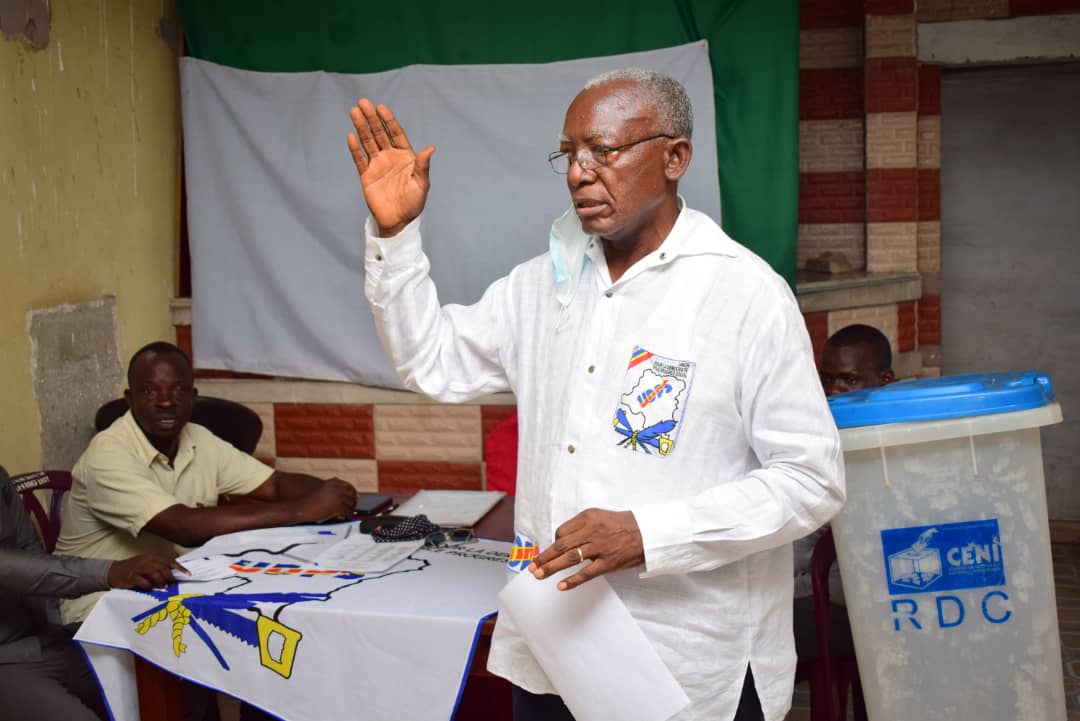 Kasaï oriental : le président de la CEP/UDPS fédération de Mbujimayi promet de donner le deuxième mandat à Félix Tshisekedi