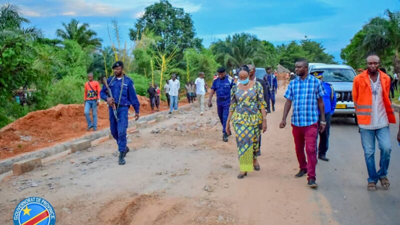 Kasaï oriental : les  travaux sur la RN1 à Kabwe prennent fin dans deux semaines, satisfaction pour Jeannette Longa