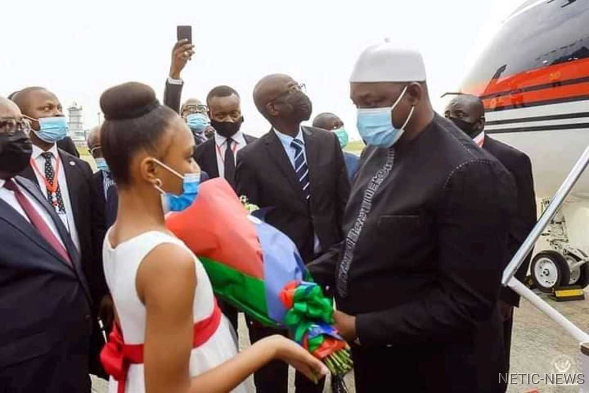 RDC : le président Gambien Adama Barrow à Kinshasa pour rencontrer Félix Tshisekedi