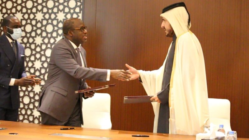Qatar: Christophe Lutundula et Mahammed  Bin Hamad signent un accord pour la construction des aéroports et des ports en RDC