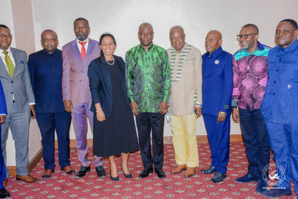 Kasaï oriental : élections des gouverneurs, les candidats de l’UDPS apportent leur soutien à Mathias Kabeya  et appellent les élus provinciaux à voter pour lui