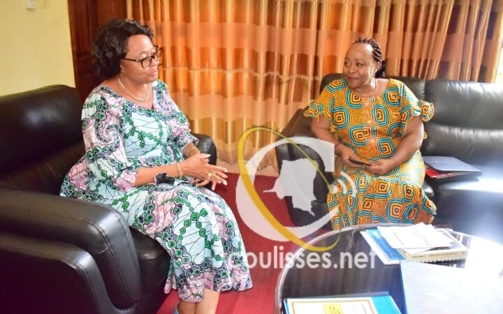 Kasaï oriental : Jeannette Longa Musuamba reçoit Angèle Makombo présidente nationale de la LIDEC venue redynamiser son parti