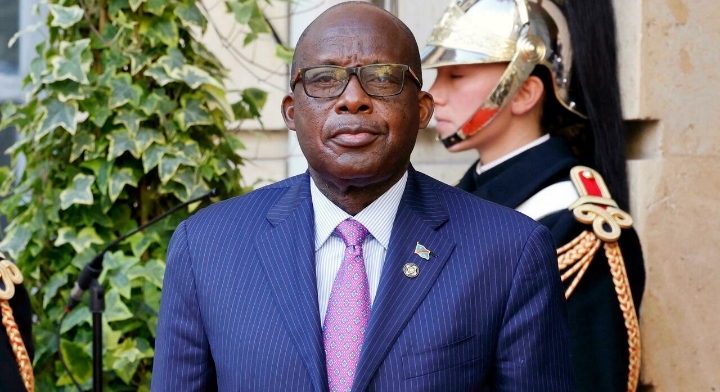 Affaires étrangères : Christophe Lutundula saisit le HCR et l’OIM au sujet de 200 congolais vivant en Ukraine