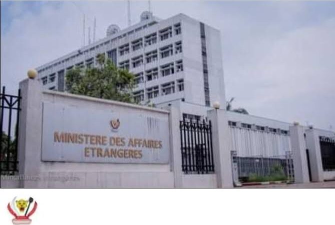 RDC- Affaires étrangères: « il n’y a aucun conflit entre le VPM des affaires étrangères et son vice»