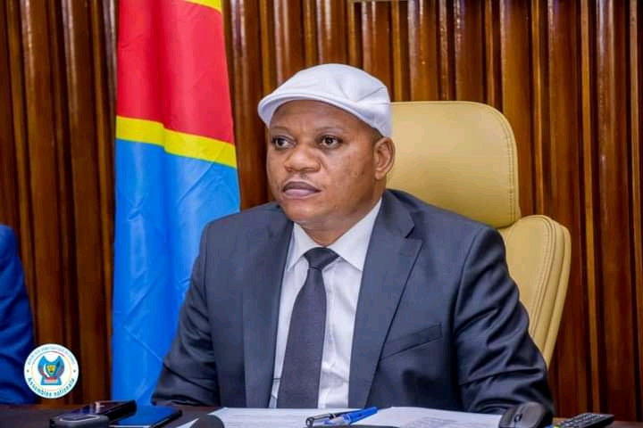 RDC :  « le remplacement de Jean-Marc Kabund pourrait être abordée par la conférence des présidents»,  selon Lambert Mende