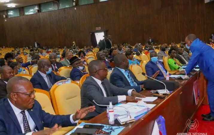 RDC : retard dans l’examen de la loi électorale à l’assemblée nationale, Lamuka alerte sur le glissement du régime Tshisekedi