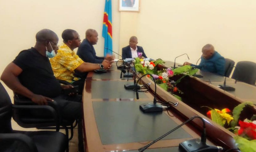 Kasaï oriental : Julien Badibanga conseiller spécial du Président Tshisekedi dans la lutte contre la pauvreté annonce sa mission à Raphaël Kalala Gouverneur a.i