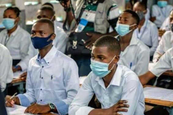 Kinshasa : les élèves finalistes disent braver la peur pour affronter la dissertation