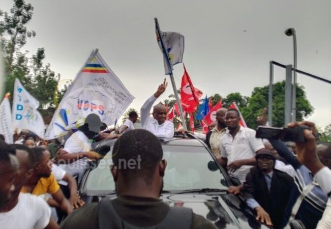 Kasaï oriental : à Mbujimayi le candidat gouverneur de l&rsquo;UDPS Patrick Mathias Kabeya Matshi Abidi s&rsquo;offre un bain de foule