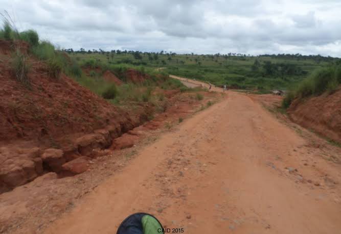 Kasaï oriental : le conflit de pouvoir coutumier dans le village de Bashingala à Miabi crée plusieurs déplacés internes sans abris