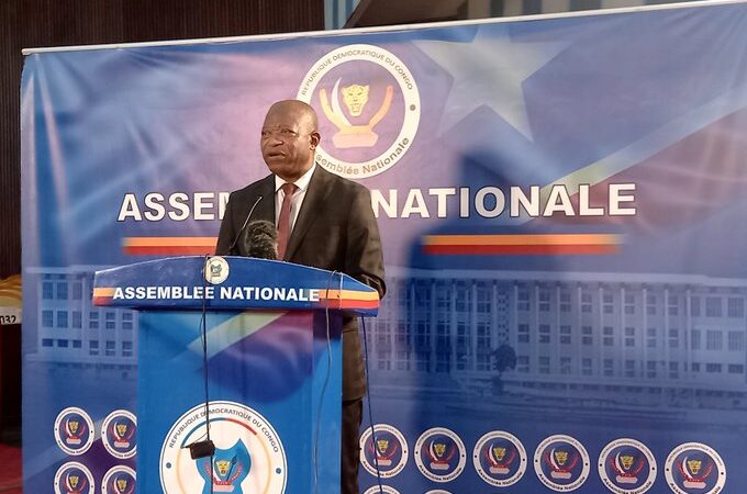RDC: « La disposition sur la publication des résultats bureau de vote par bureau n’a jamais été supprimée», d’après André Mbata