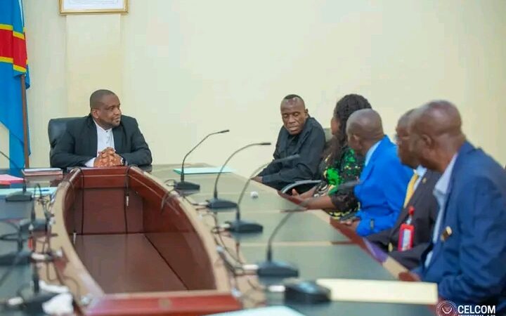 Kasaï oriental : le Gouverneur Mathias Kabeya invité à lancer ce lundi la hors-session des épreuves nationales de fin d’études professionnelles