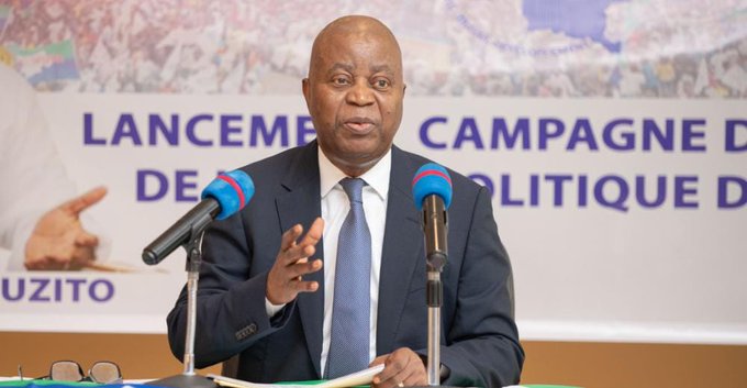 RDC: Adolphe Muzito rejette les conclusions du sommet de Luanda et appelle à faire la guerre