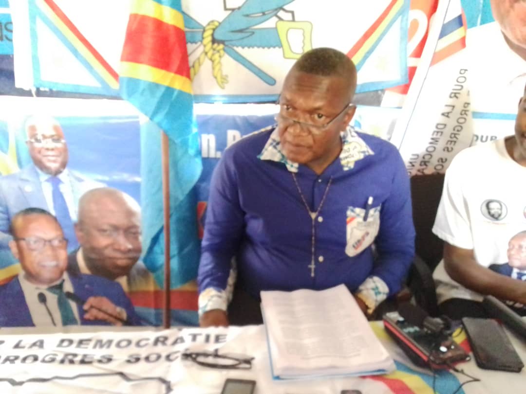 Bruno Kabangu Tshizubu à Kabund : « Il n’est pas un homme d’Etat, mais.. un immature et un petit esprit»