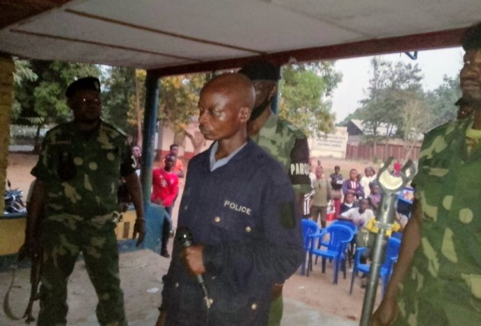 Kasaï oriental : condamnation à perpétuité du policier assassin de l’inspecteur de travail Roger Lubuika