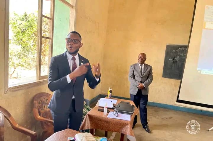 Kasaï oriental : le Proved Joseph Mwinkeu visite les sous-divisions de l’EPST à Mbujimayi