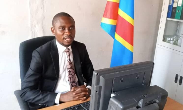Kasaï oriental : Marcel Mulumba félicite le nouveau directeur général de la DGRKOR