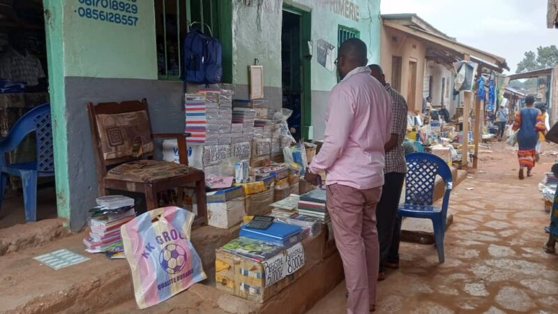 Kasaï oriental : rentrée scolaire, les prix des fournitures scolaires restés inchangés dans les marchés de Mbujimayi (reportage)