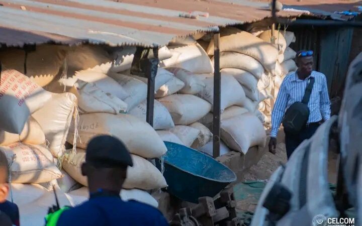 Kasaï oriental : plusieurs sacs des maïs Kanyama Kasese achetés pour être revendus à 60.000 FC saisis par les services de sécurité