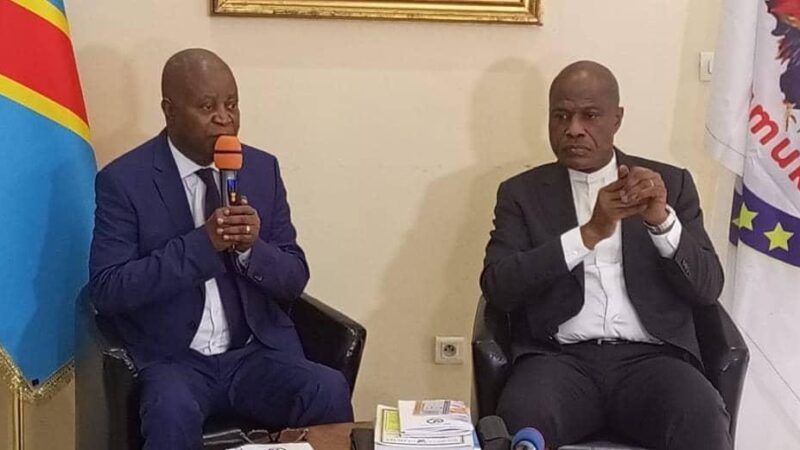 RDC: Adolphe Muzito déçu de l&rsquo;attitude de Martin Fayulu qui ne se considérait plus comme président élu
