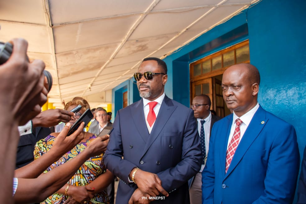 Kasaï oriental : Tony Mwaba implique le Président de l’Assemblée provinciale dans la lutte contre les antivaleurs à l’EPST
