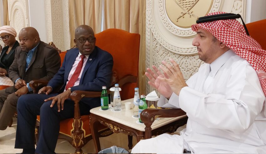 Affaires étrangères : Christophe Lutundula à Doha pour le suivi des accords signés entre la RDC et le Qatar